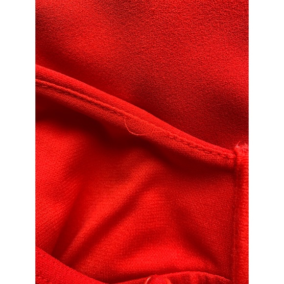 COPY - Small, H&M, low cut red dressy tank top 💋 - Picture 9 of 12